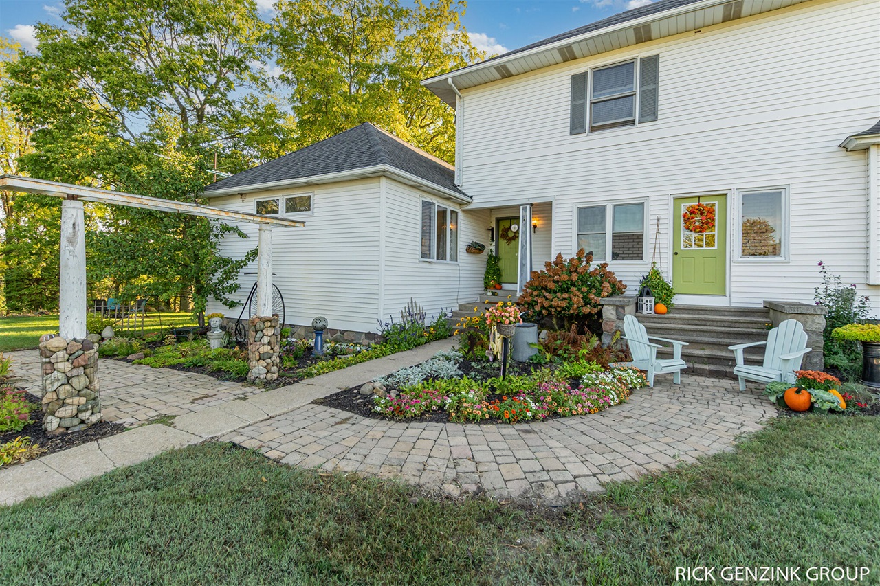 4421 135th Avenue, Hamilton, MI, 49419-9517