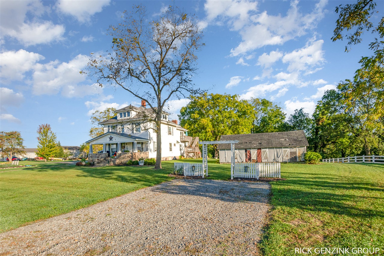 4421 135th Avenue, Hamilton, MI, 49419-9517