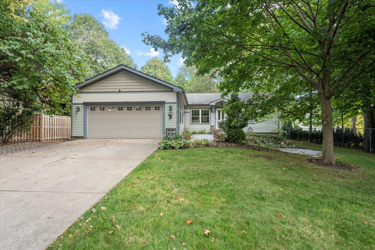 Homes for sale in Cassopolis, MI | 61271 Lenawee Rd, Cassopolis, MI 49031 | MLS# 70497642