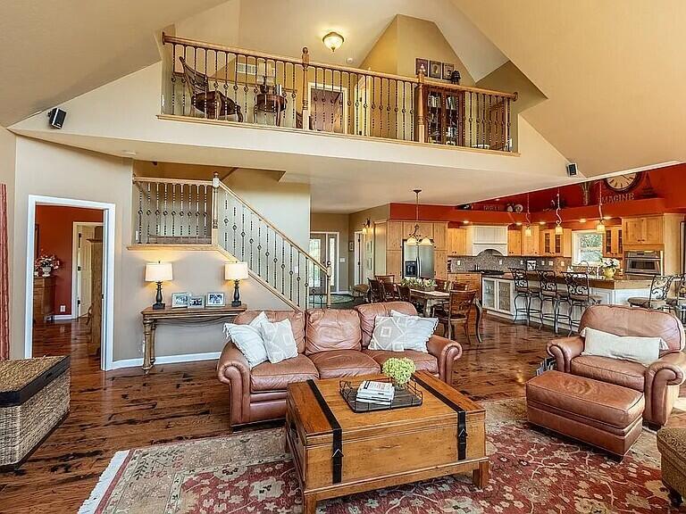 3518 E Long Lake Road, Harrison, MI, 48625