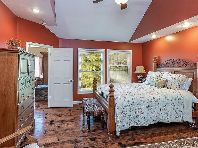 3518 E Long Lake Road, Harrison, MI, 48625