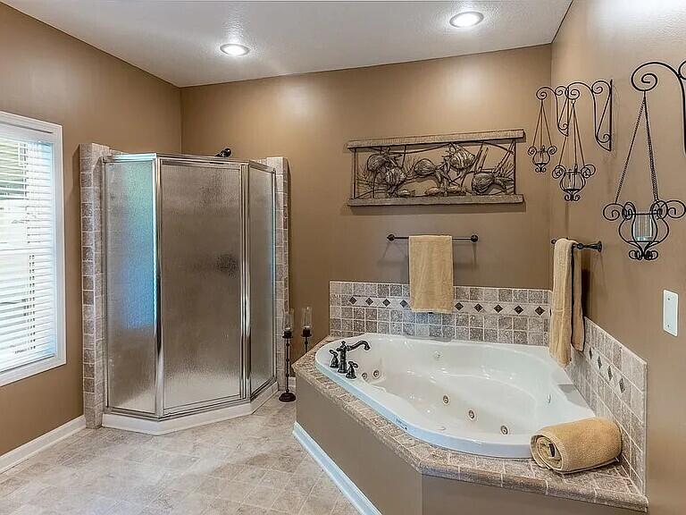 3518 E Long Lake Road, Harrison, MI, 48625