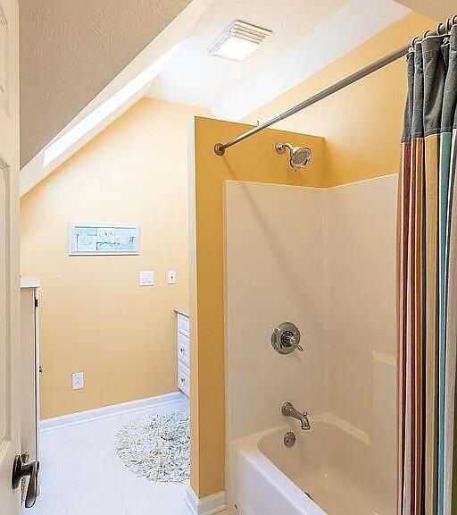 3518 E Long Lake Road, Harrison, MI, 48625