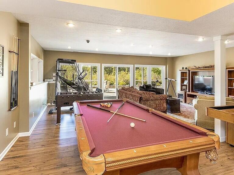 3518 E Long Lake Road, Harrison, MI, 48625