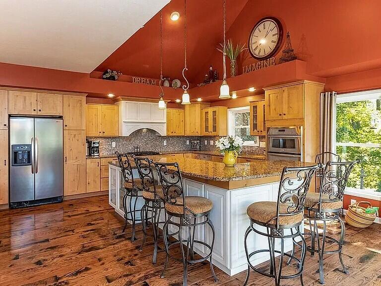 3518 E Long Lake Road, Harrison, MI, 48625