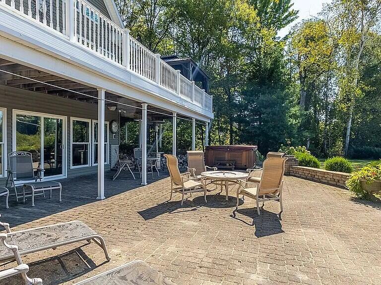 3518 E Long Lake Road, Harrison, MI, 48625