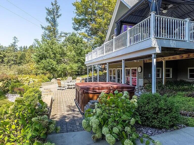 3518 E Long Lake Road, Harrison, MI, 48625