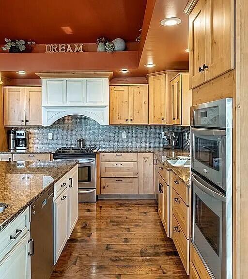 3518 E Long Lake Road, Harrison, MI, 48625