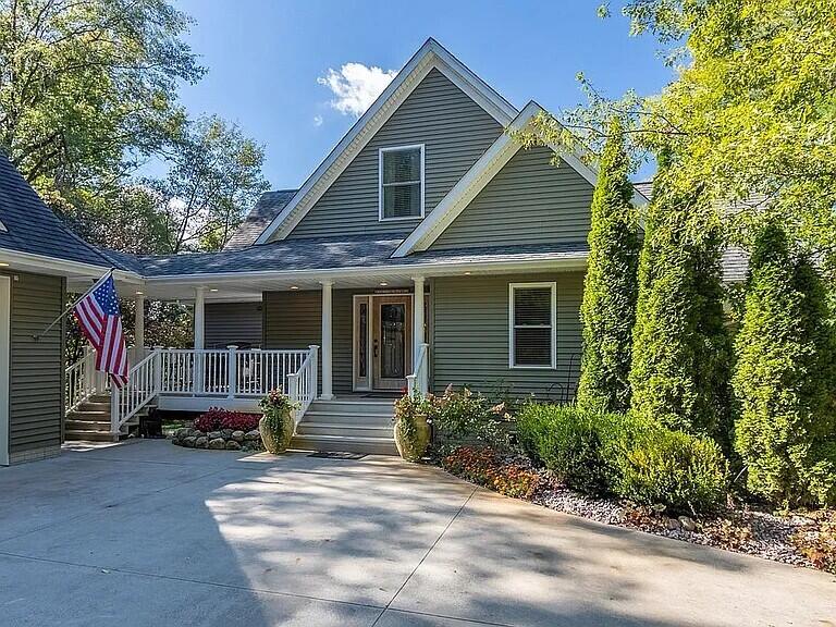 3518 E Long Lake Road, Harrison, MI, 48625