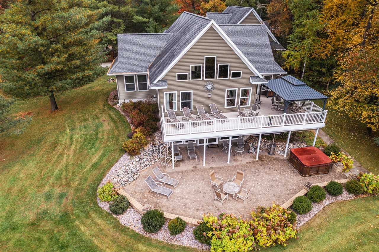 3518 E Long Lake Road, Harrison, MI, 48625