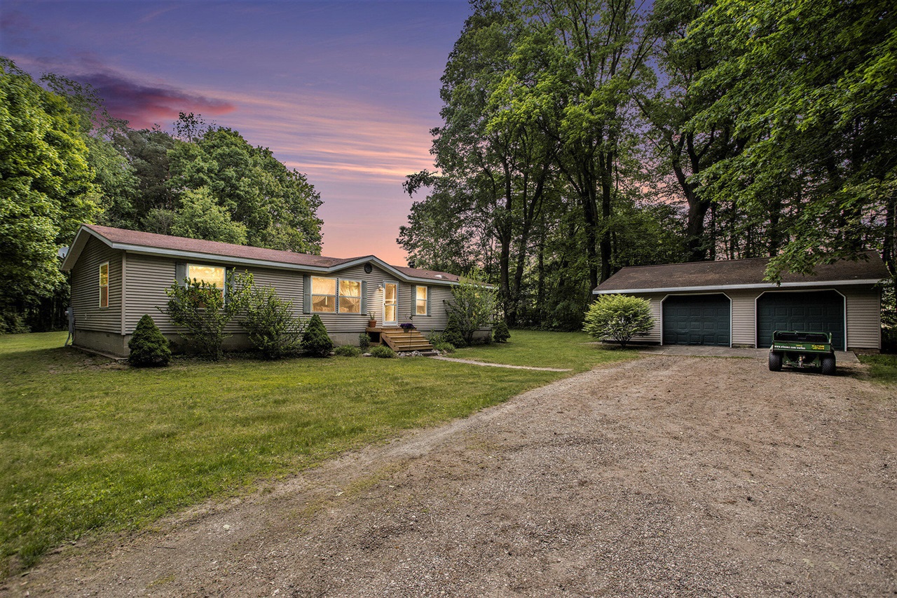 2nd image of 2255 River Rd, Hastings, MI 49058 | MLS# 70498651