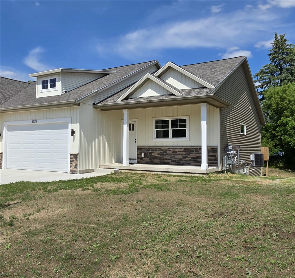 1st image of 1978 Aspen Valley Ln, Ionia, MI 48846 | MLS# 70499261