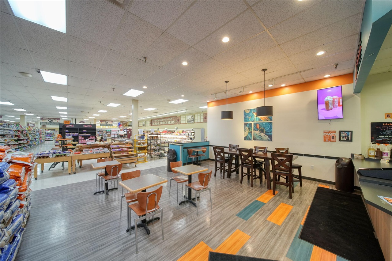 325 Railroad Street, Hudson, MI, 49247