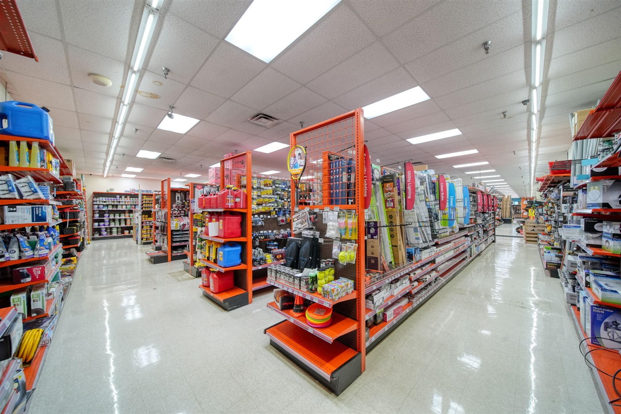 325 Railroad Street, Hudson, MI, 49247