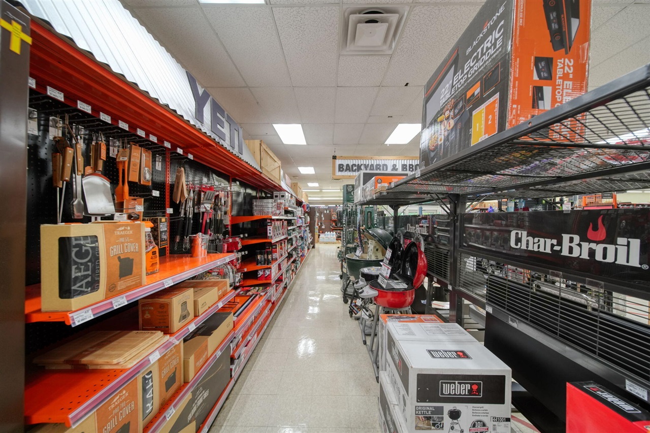 325 Railroad Street, Hudson, MI, 49247