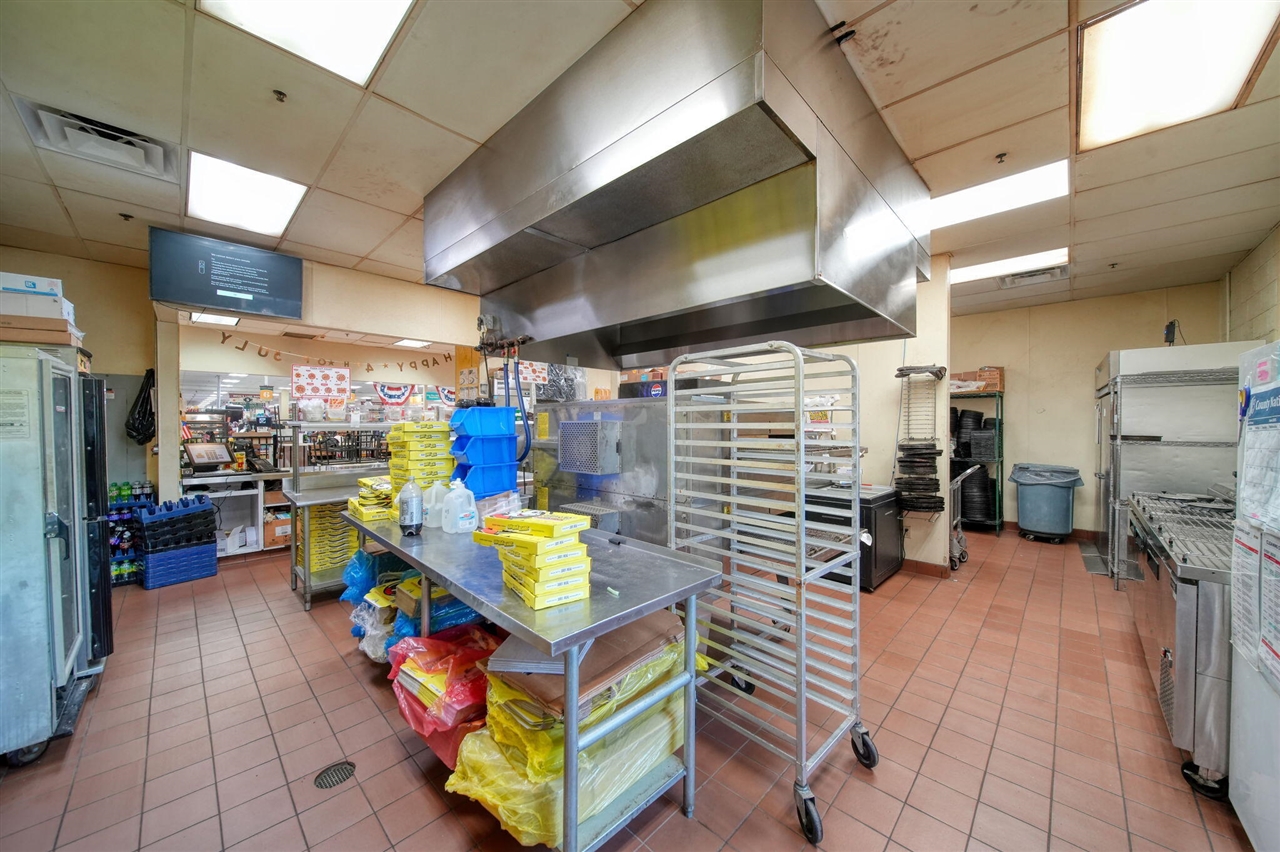 325 Railroad Street, Hudson, MI, 49247