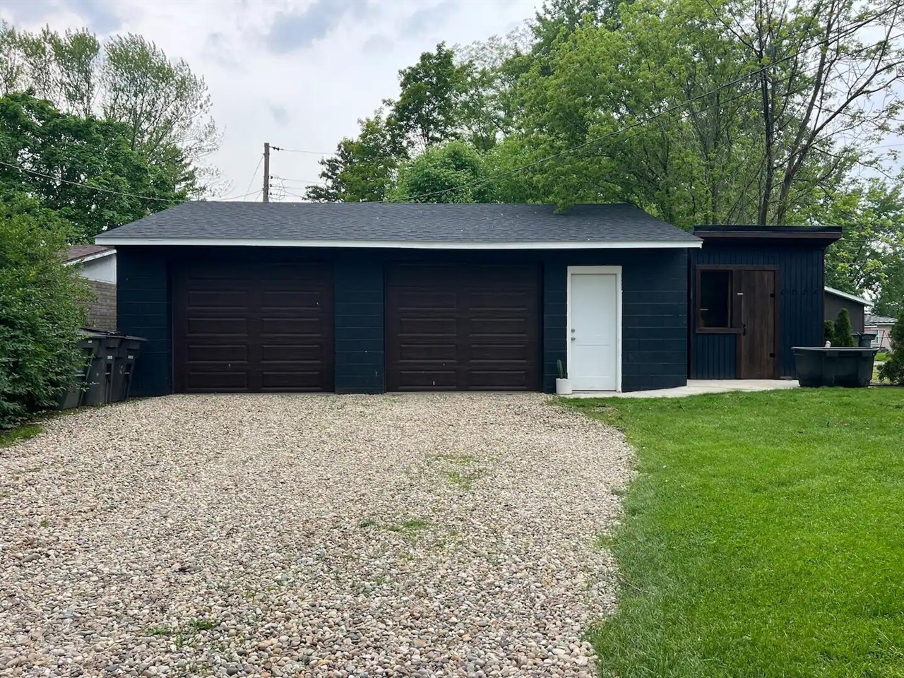 614 Magnolia Street, Three Oaks, MI, 49128