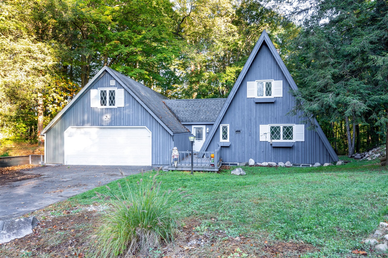 2004 Green Acres Drive, Adrian, MI, 49221