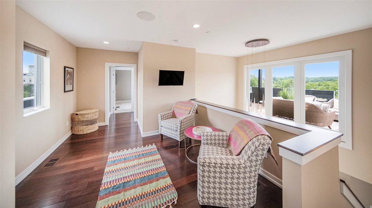 121 W Kingsley UNIT&nbsp;Unit: 502, Ann Arbor, MI, 48103