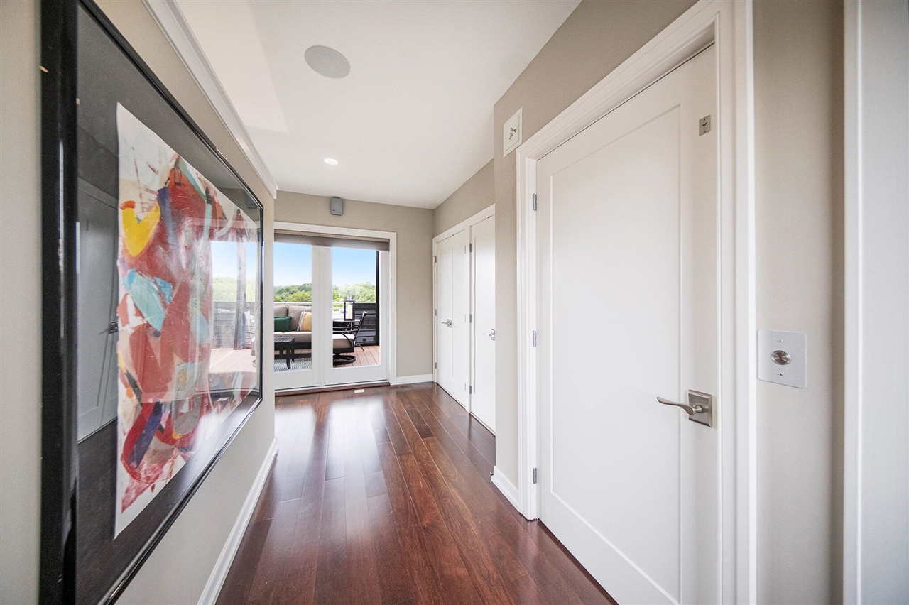 121 W Kingsley UNIT&nbsp;Unit: 502, Ann Arbor, MI, 48103