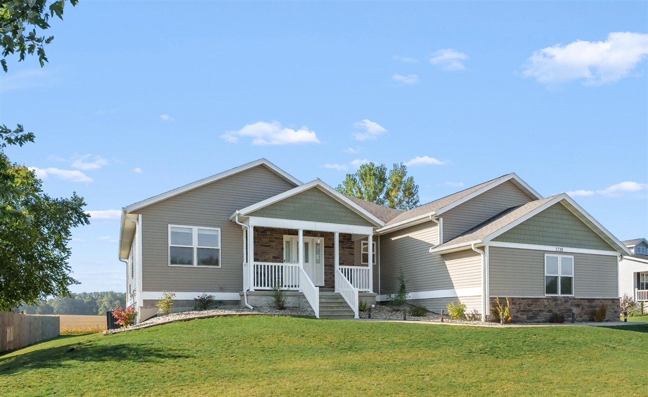 1720 Carlisle Drive, Saint Joseph, MI, 49085