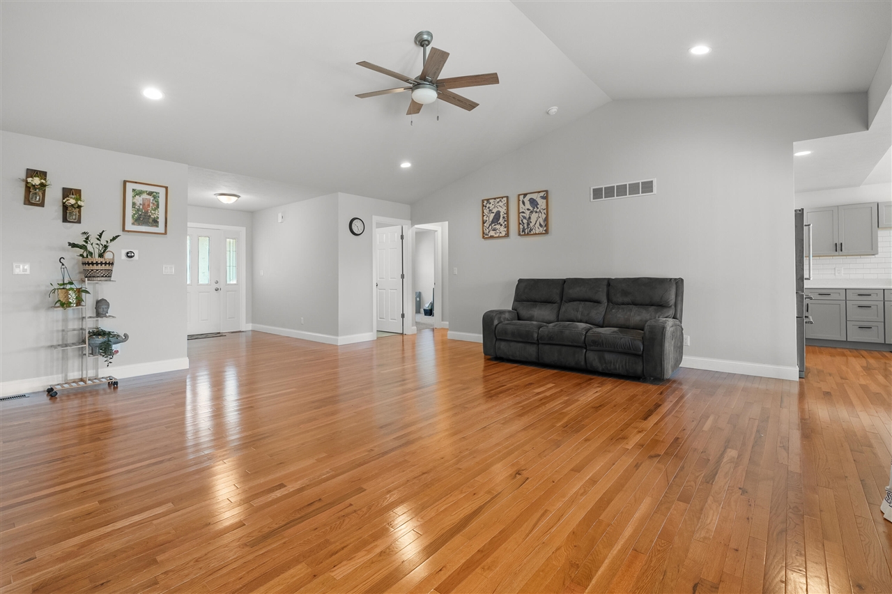 1720 Carlisle Drive, Saint Joseph, MI, 49085