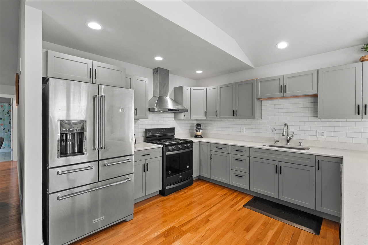 1720 Carlisle Drive, Saint Joseph, MI, 49085