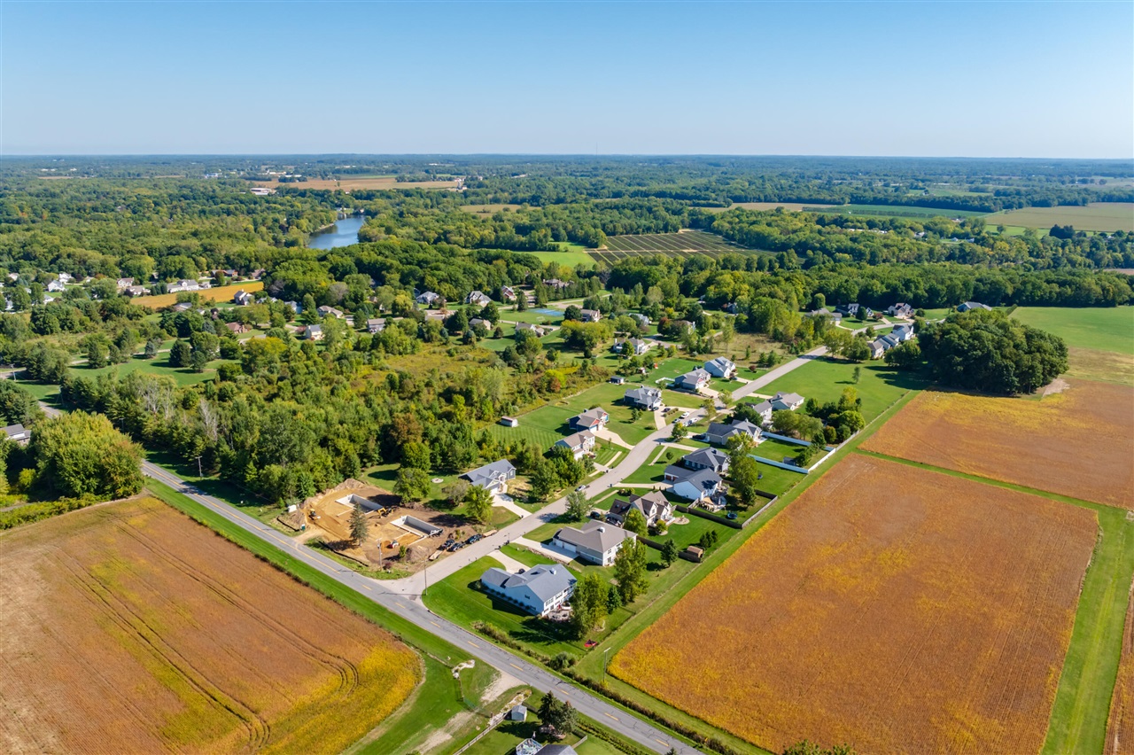 1720 Carlisle Drive, Saint Joseph, MI, 49085