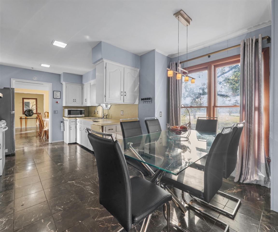 14359 S Dixie Highway, Monroe, MI, 48161-9564