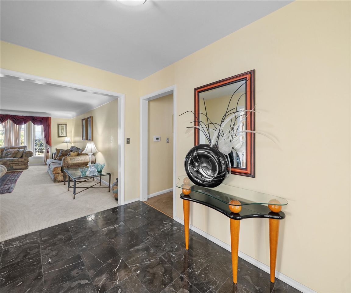 14359 S Dixie Highway, Monroe, MI, 48161-9564