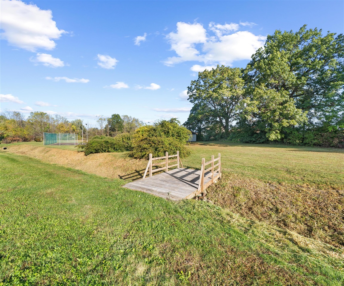 14359 S Dixie Highway, Monroe, MI, 48161-9564