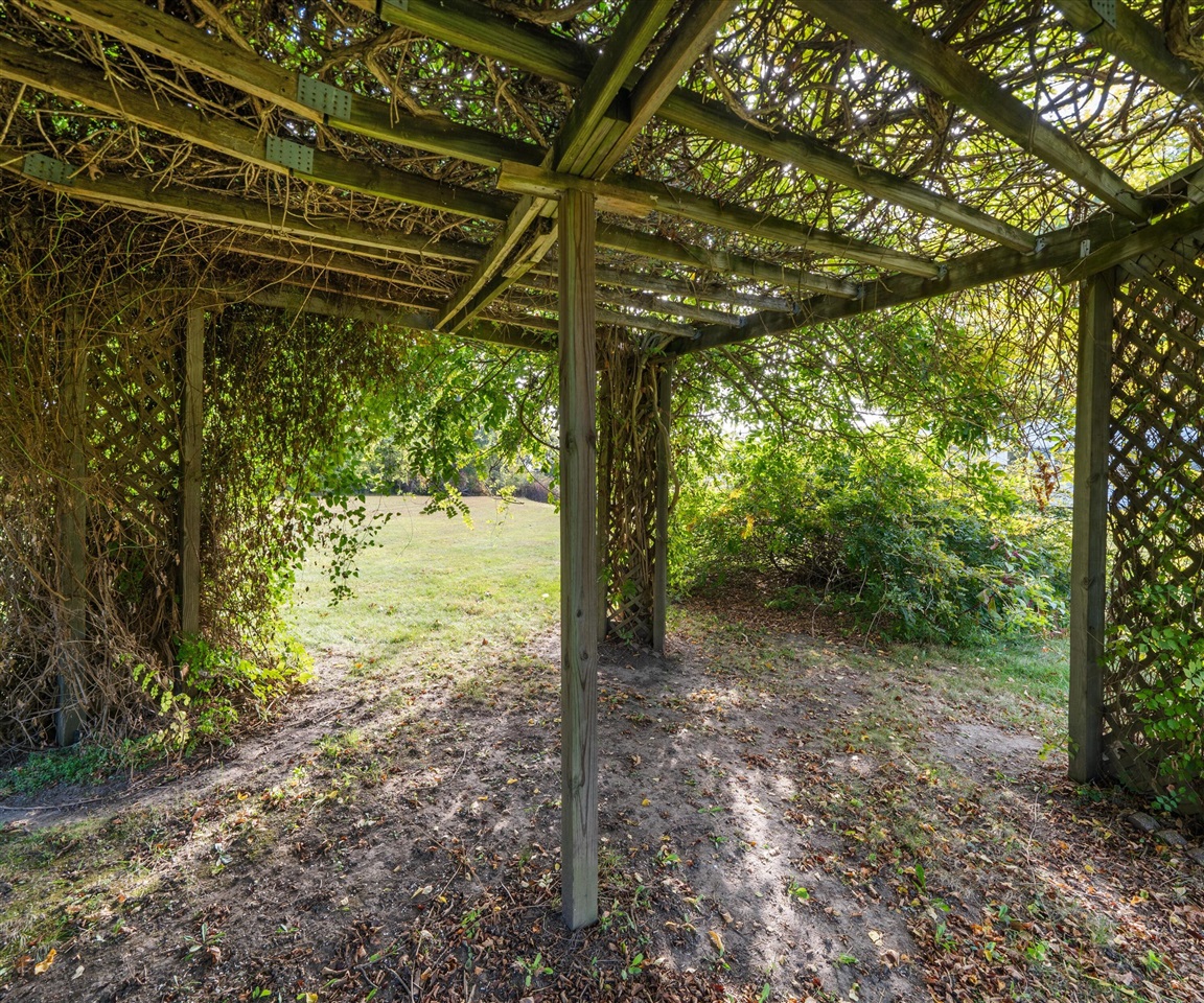 14359 S Dixie Highway, Monroe, MI, 48161-9564