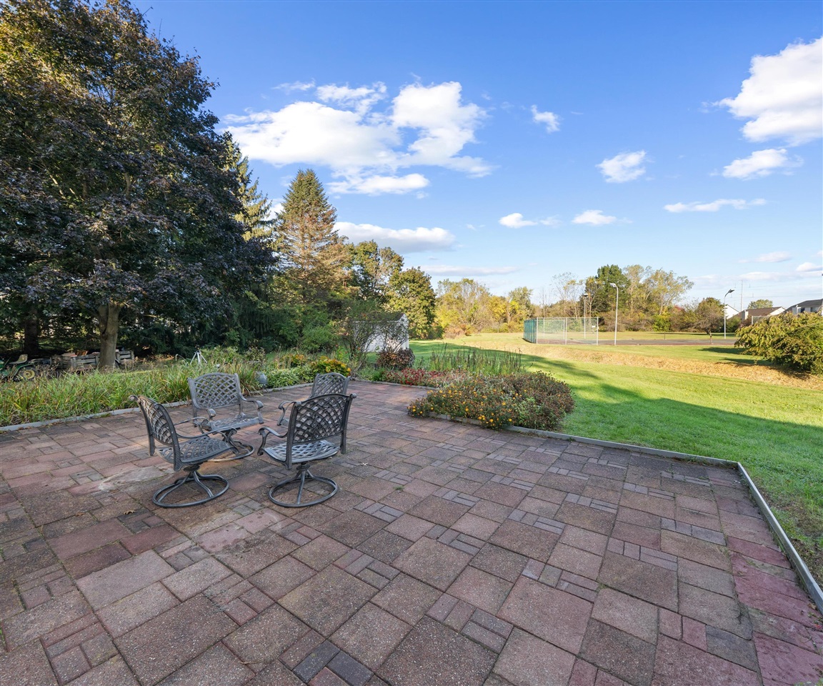 14359 S Dixie Highway, Monroe, MI, 48161-9564