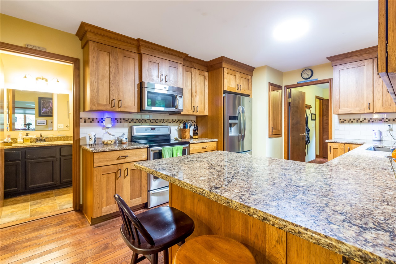 6565 Riverside Road, Fennville, MI, 49408