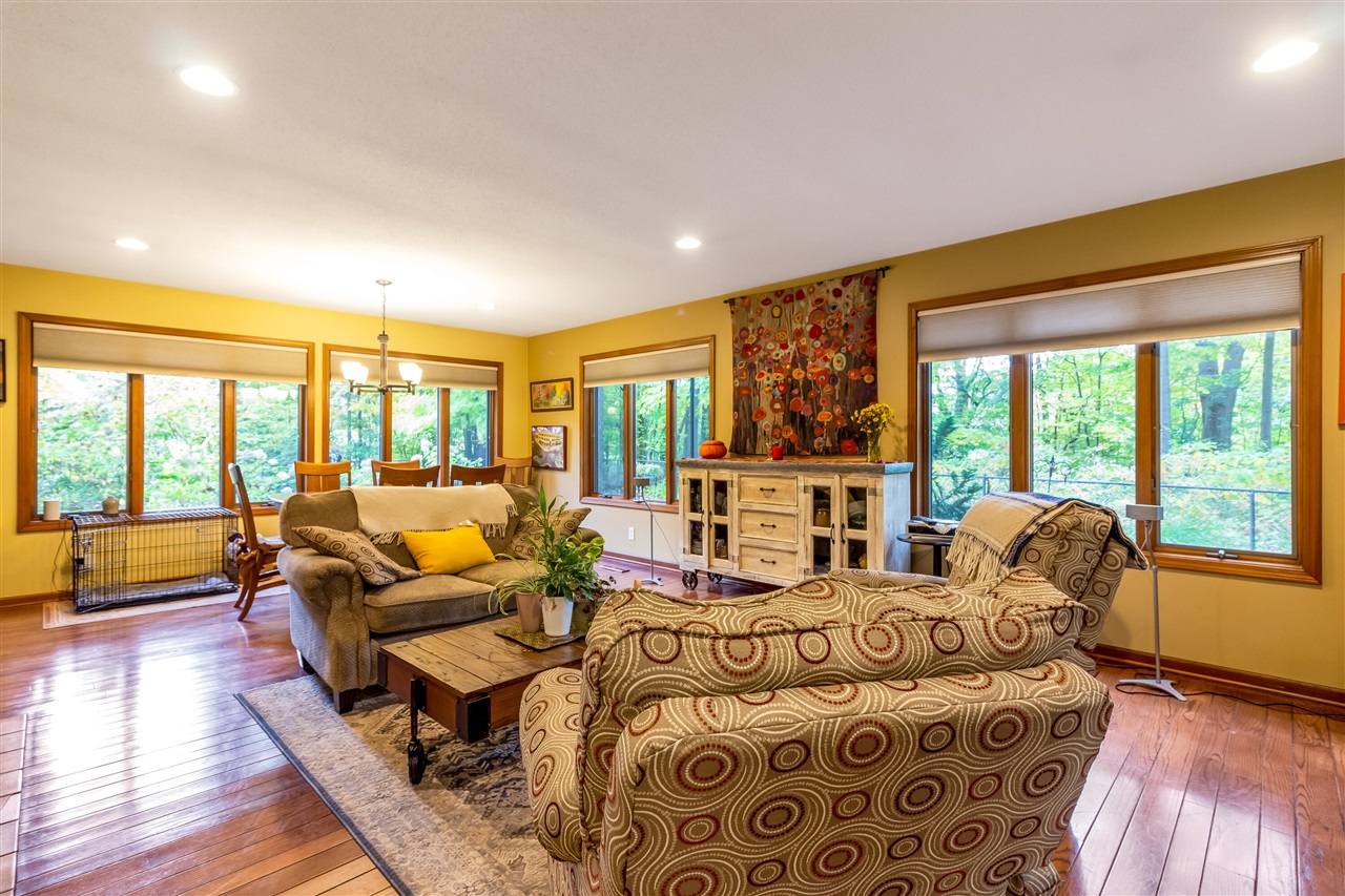 6565 Riverside Road, Fennville, MI, 49408