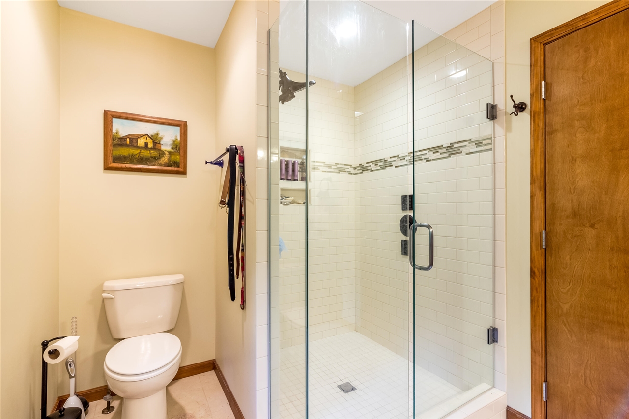 6565 Riverside Road, Fennville, MI, 49408