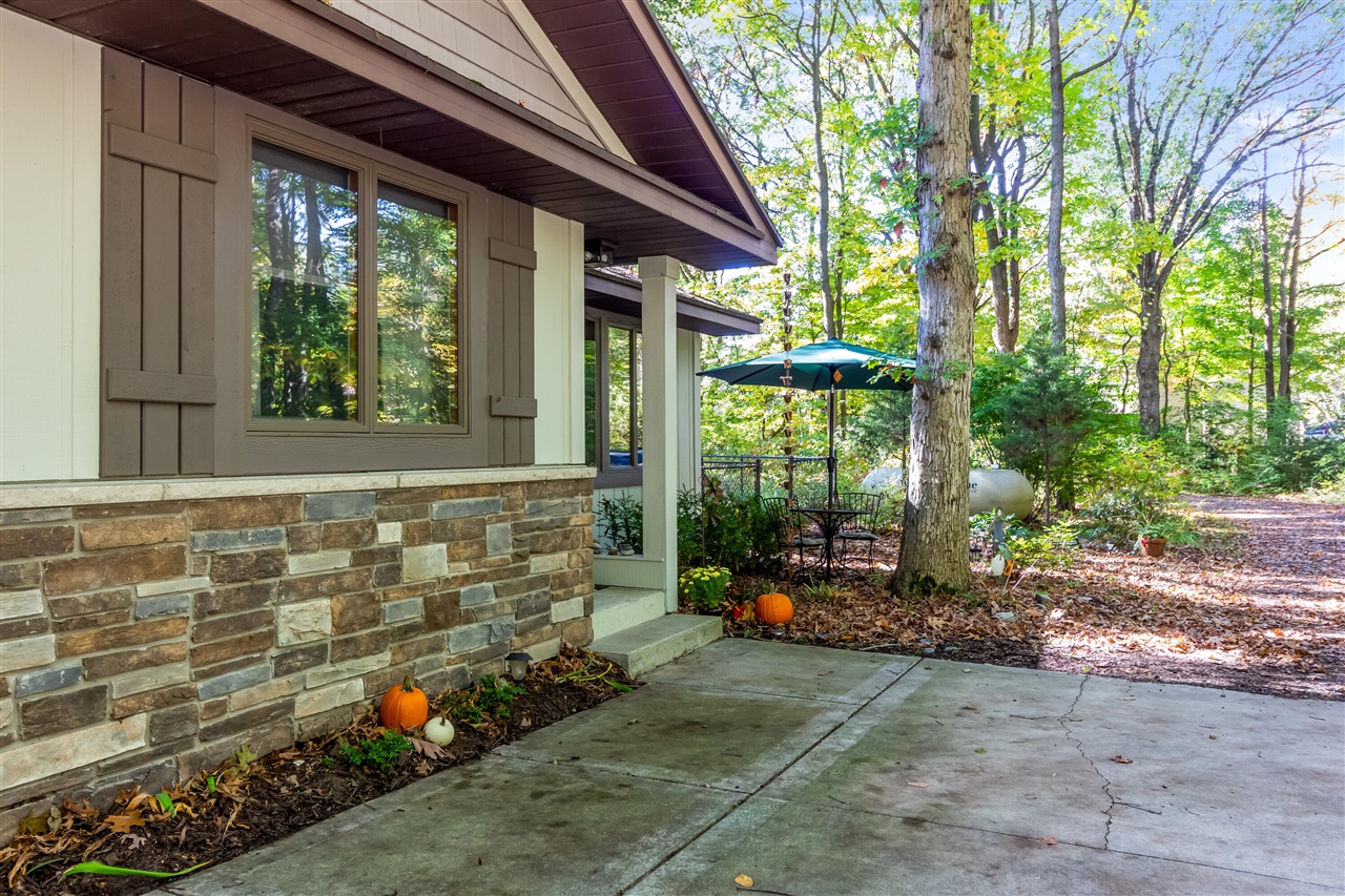 6565 Riverside Road, Fennville, MI, 49408