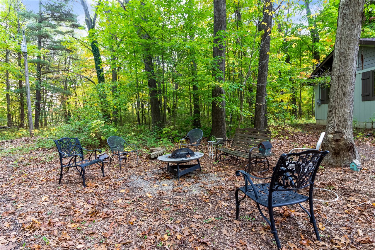 6565 Riverside Road, Fennville, MI, 49408