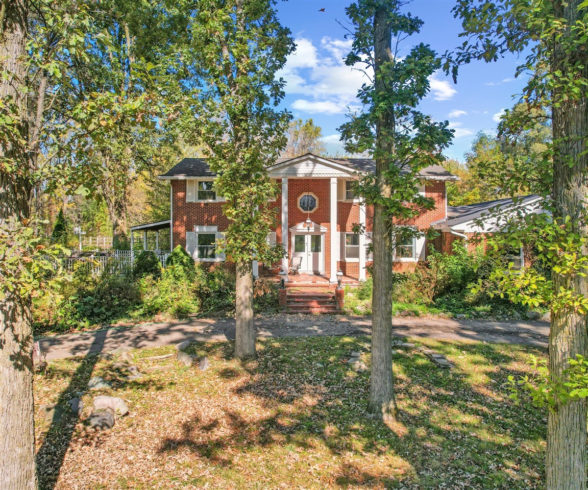 48000 Eight Mile, Northville, MI, 48167-9337