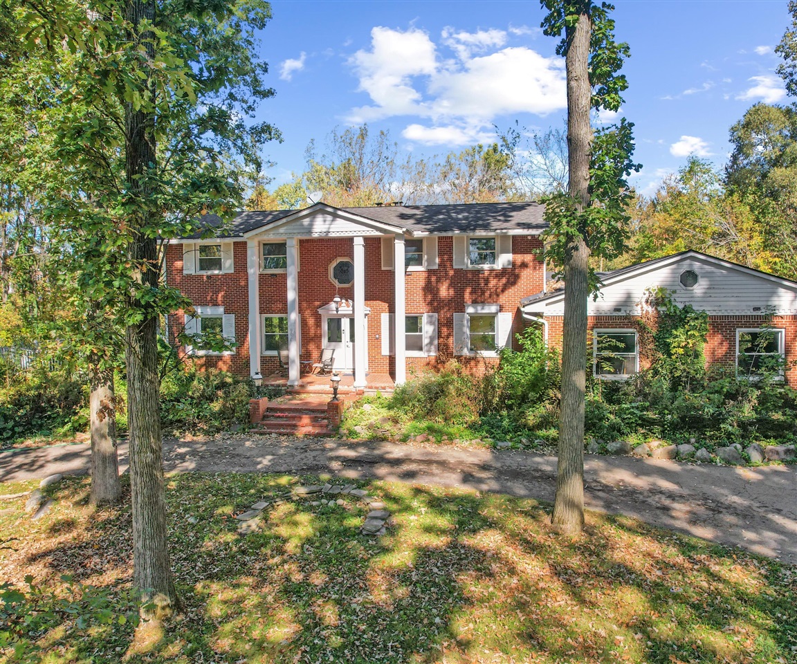 48000 Eight Mile, Northville, MI, 48167-9337