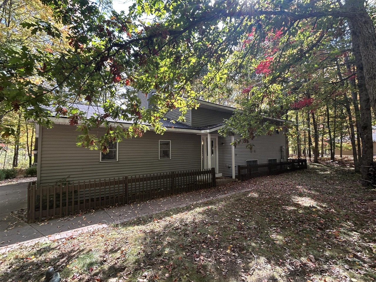 Photo 1 of Single family home for sale at 6161 Fox Run Circle #622, Stanwood, MI 49346 | MLS# 70501020 | Listing updated on 2026-10-07