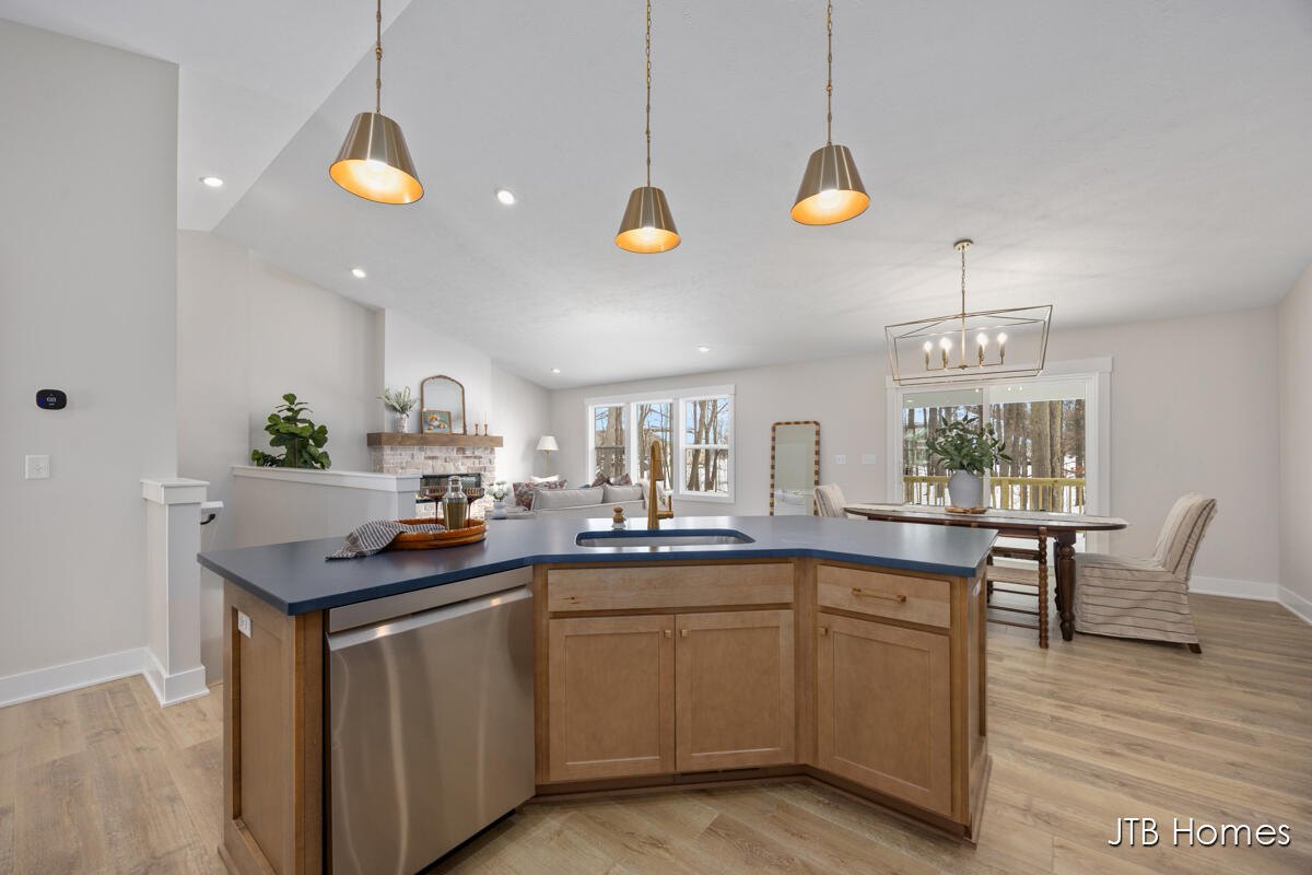 5964 Claymont Court, Caledonia, MI, 49316