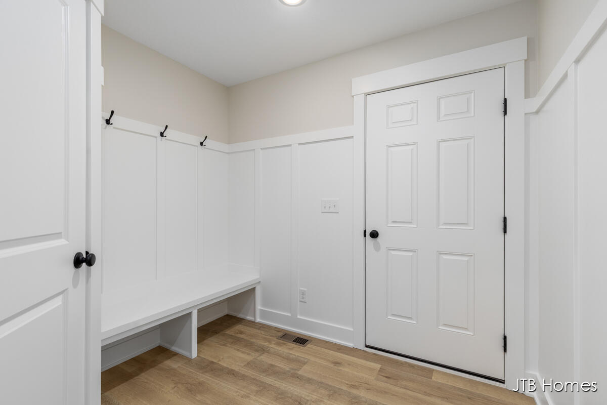 5964 Claymont Court, Caledonia, MI, 49316