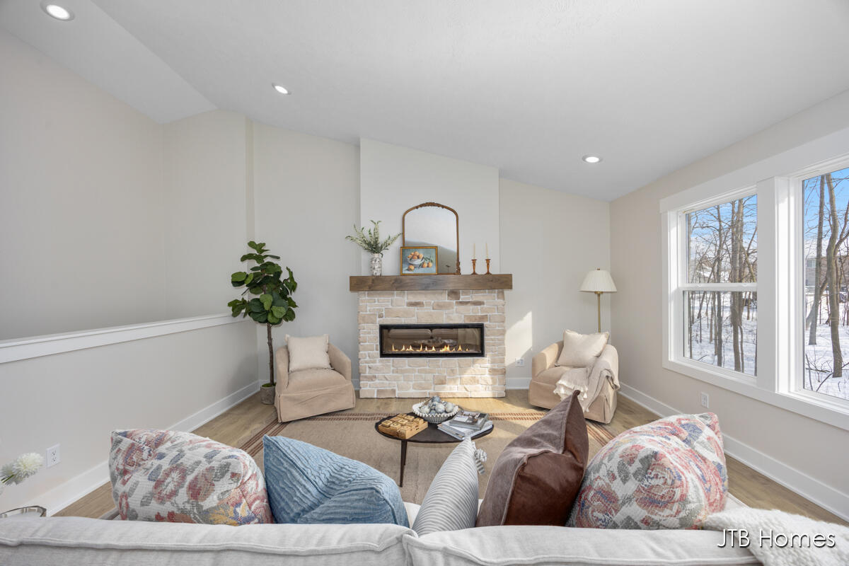 5964 Claymont Court, Caledonia, MI, 49316