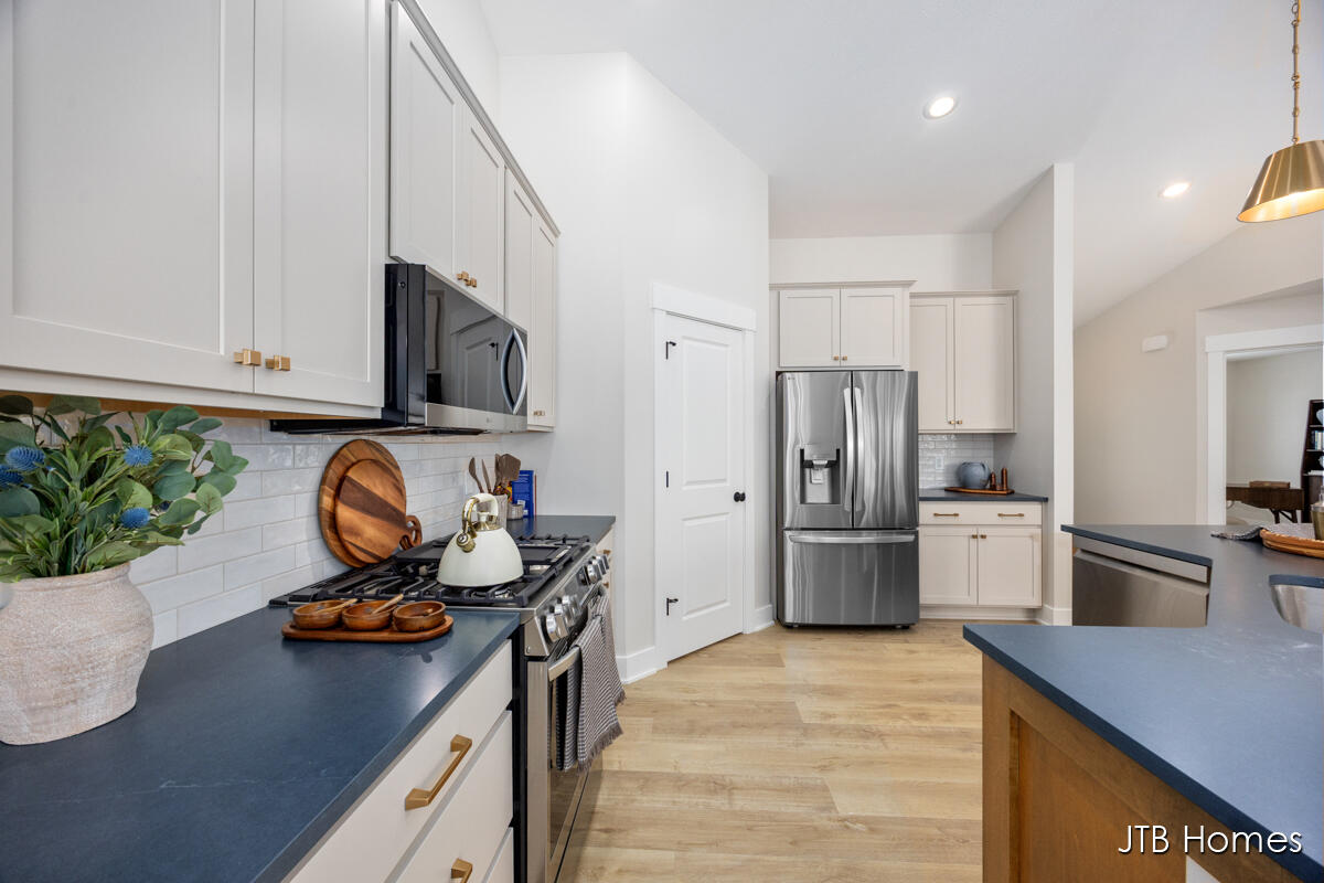 5964 Claymont Court, Caledonia, MI, 49316