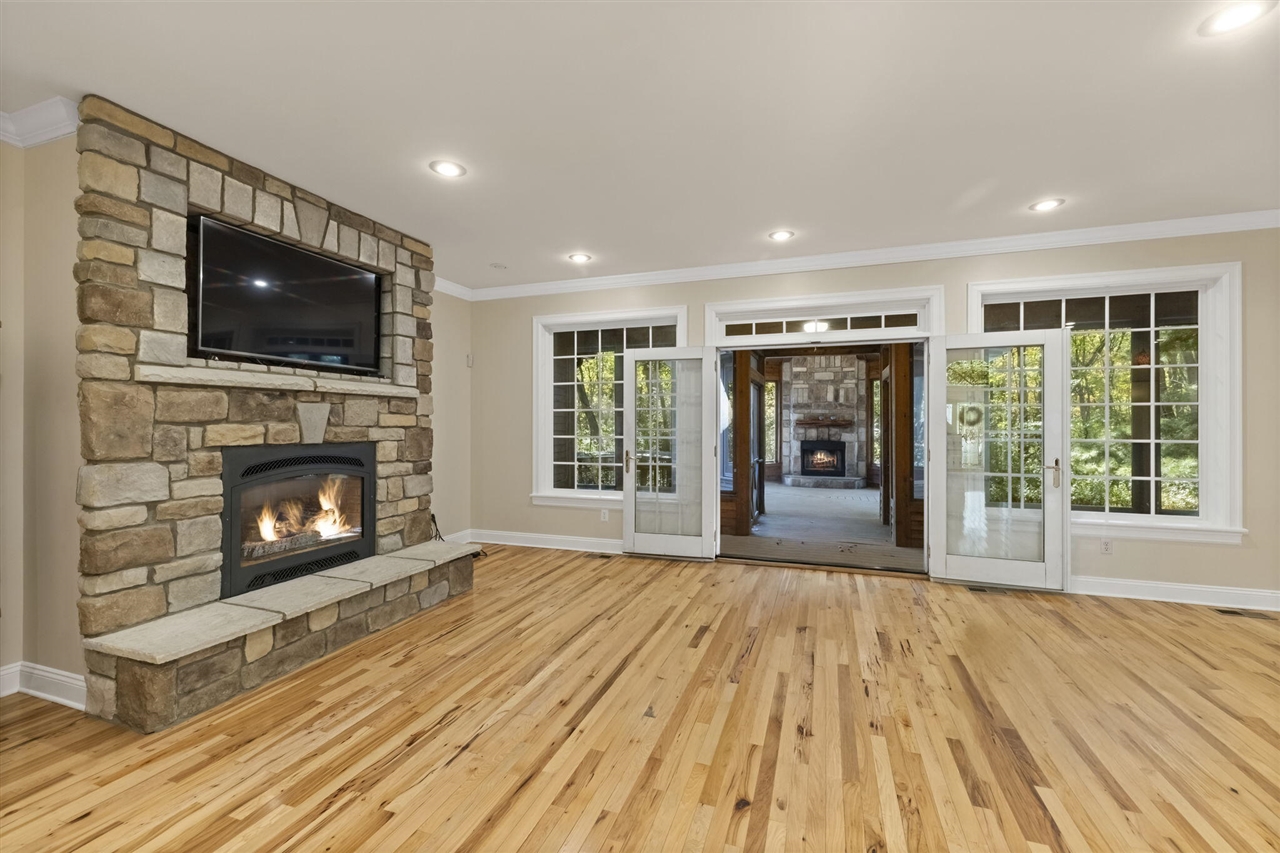 5650 Lily Lane, Sawyer, MI, 49125