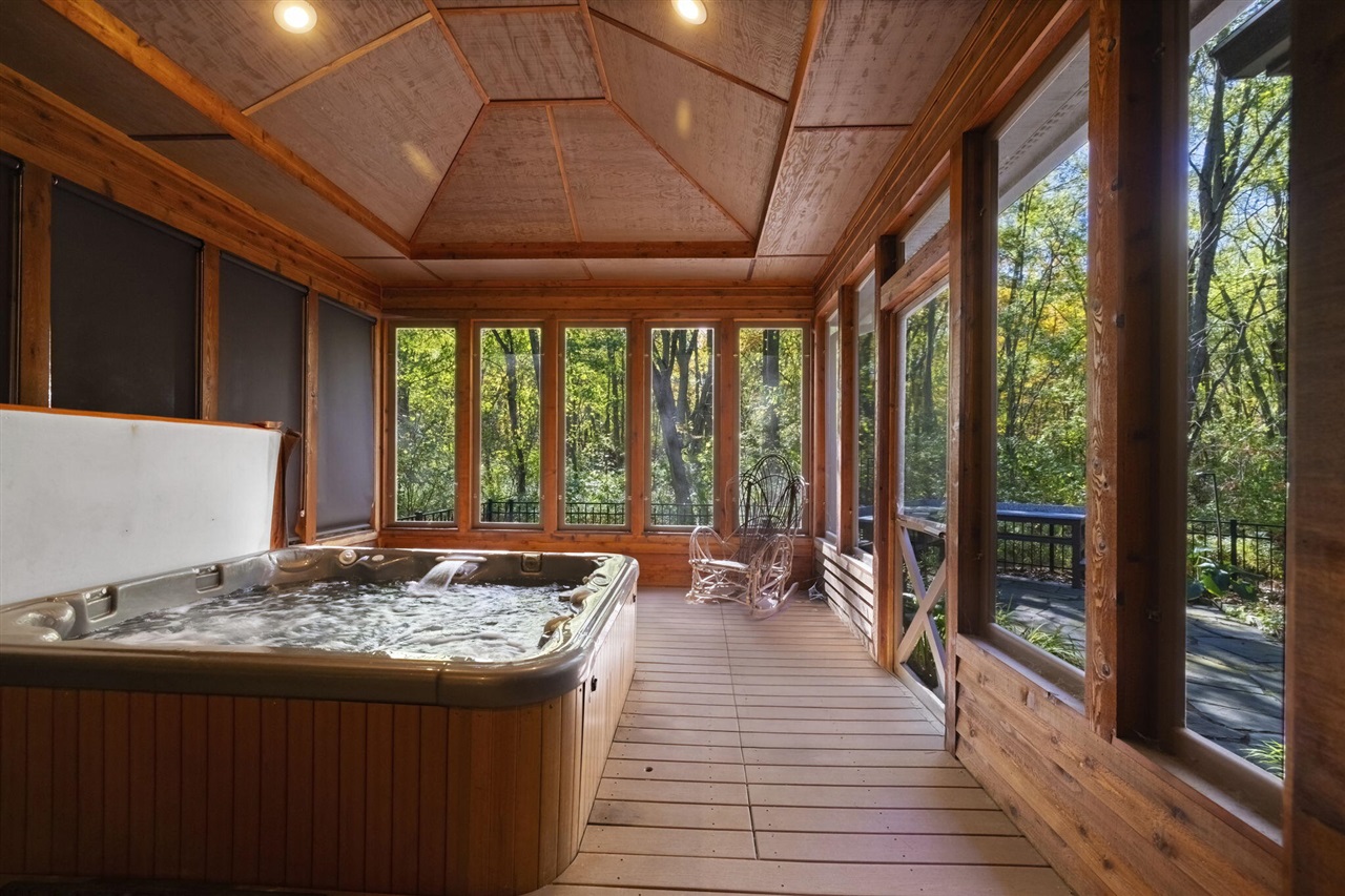 5650 Lily Lane, Sawyer, MI, 49125