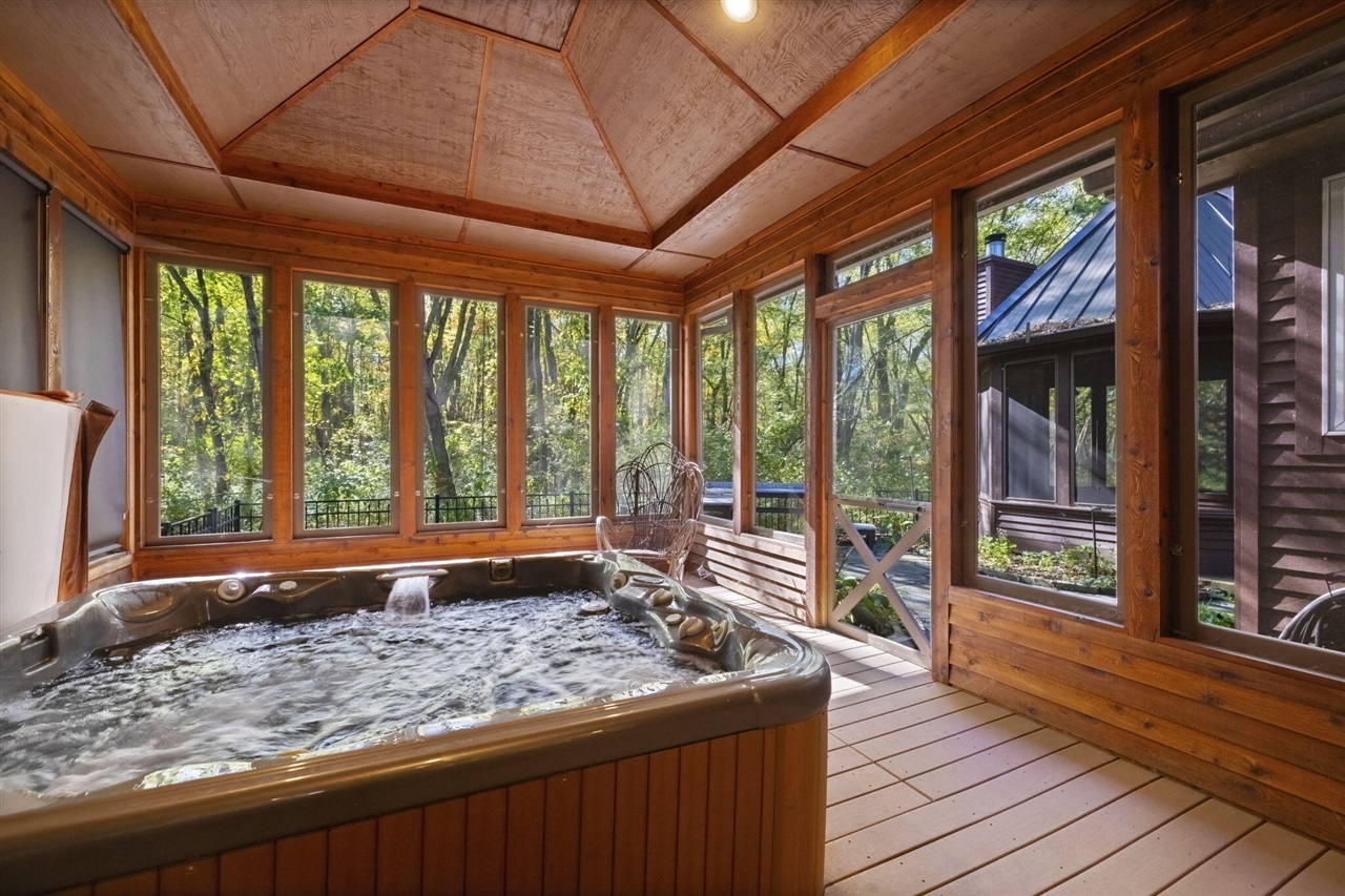 5650 Lily Lane, Sawyer, MI, 49125