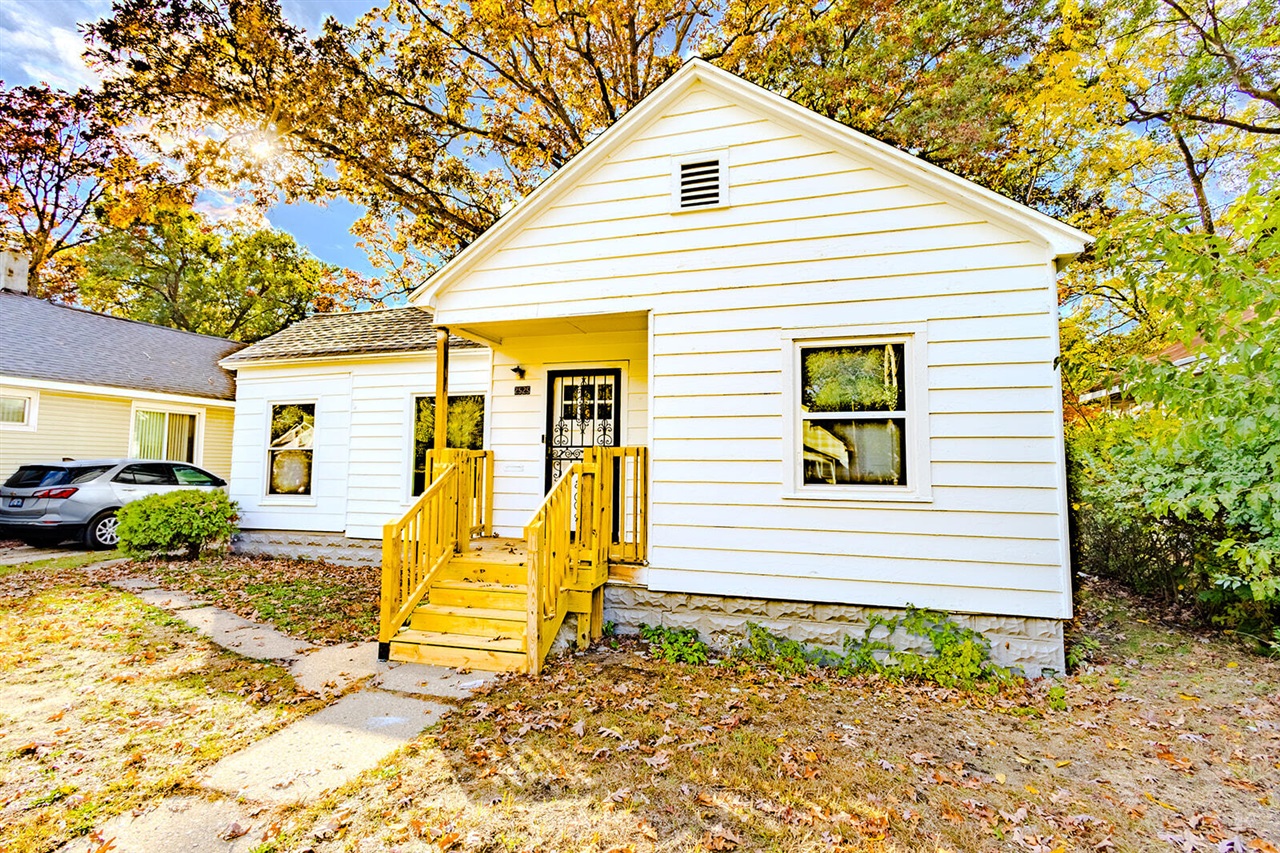2525 Reynolds Street, Muskegon Heights, MI, 49444