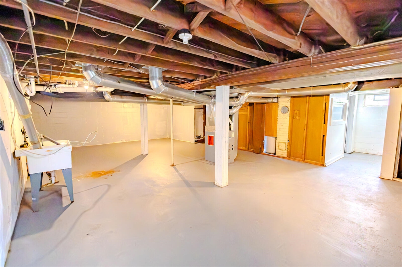 2525 Reynolds Street, Muskegon Heights, MI, 49444